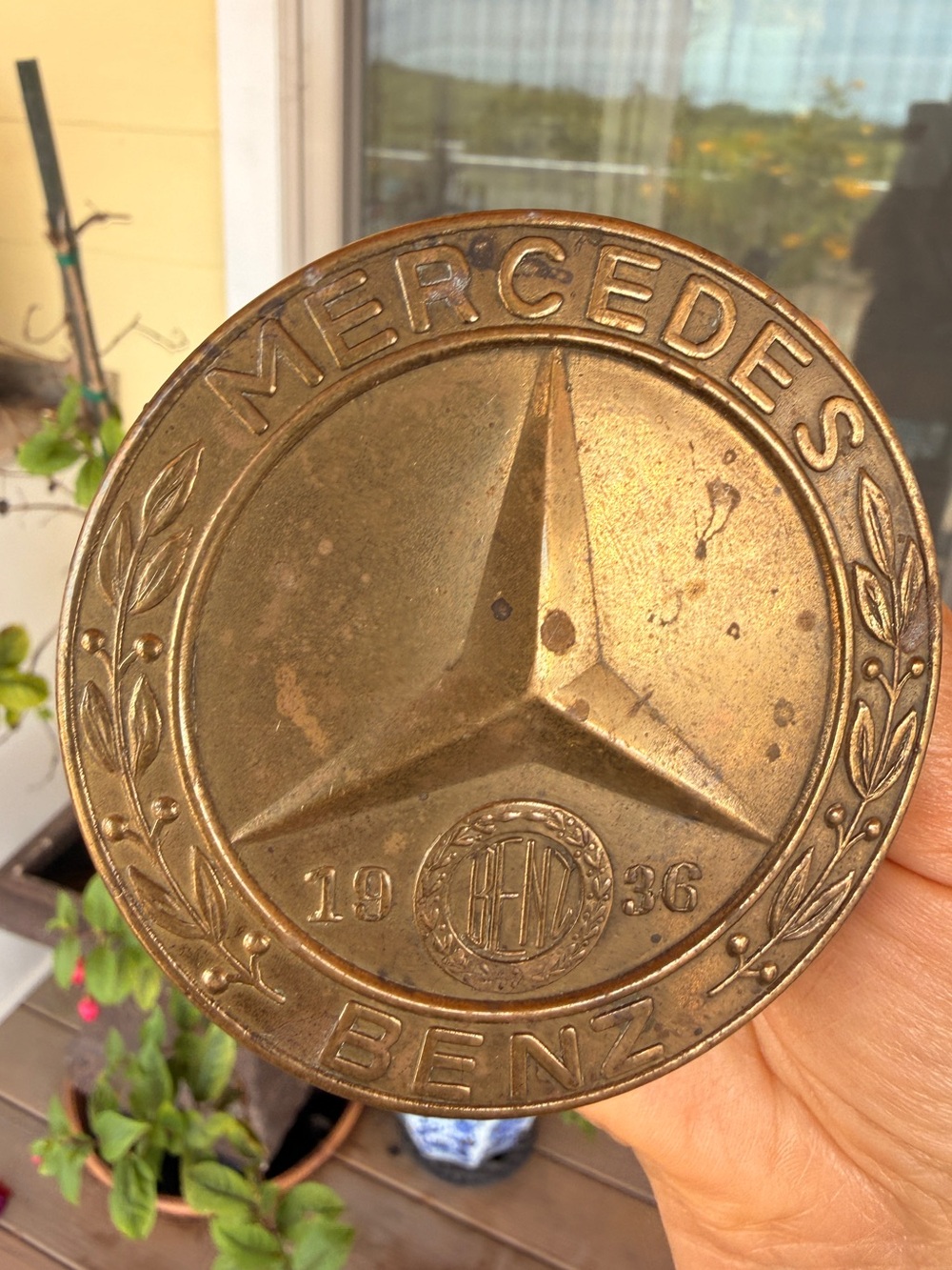 Mercedes-Benz Vintage Style Brass Belt Buckle - Gold Tone